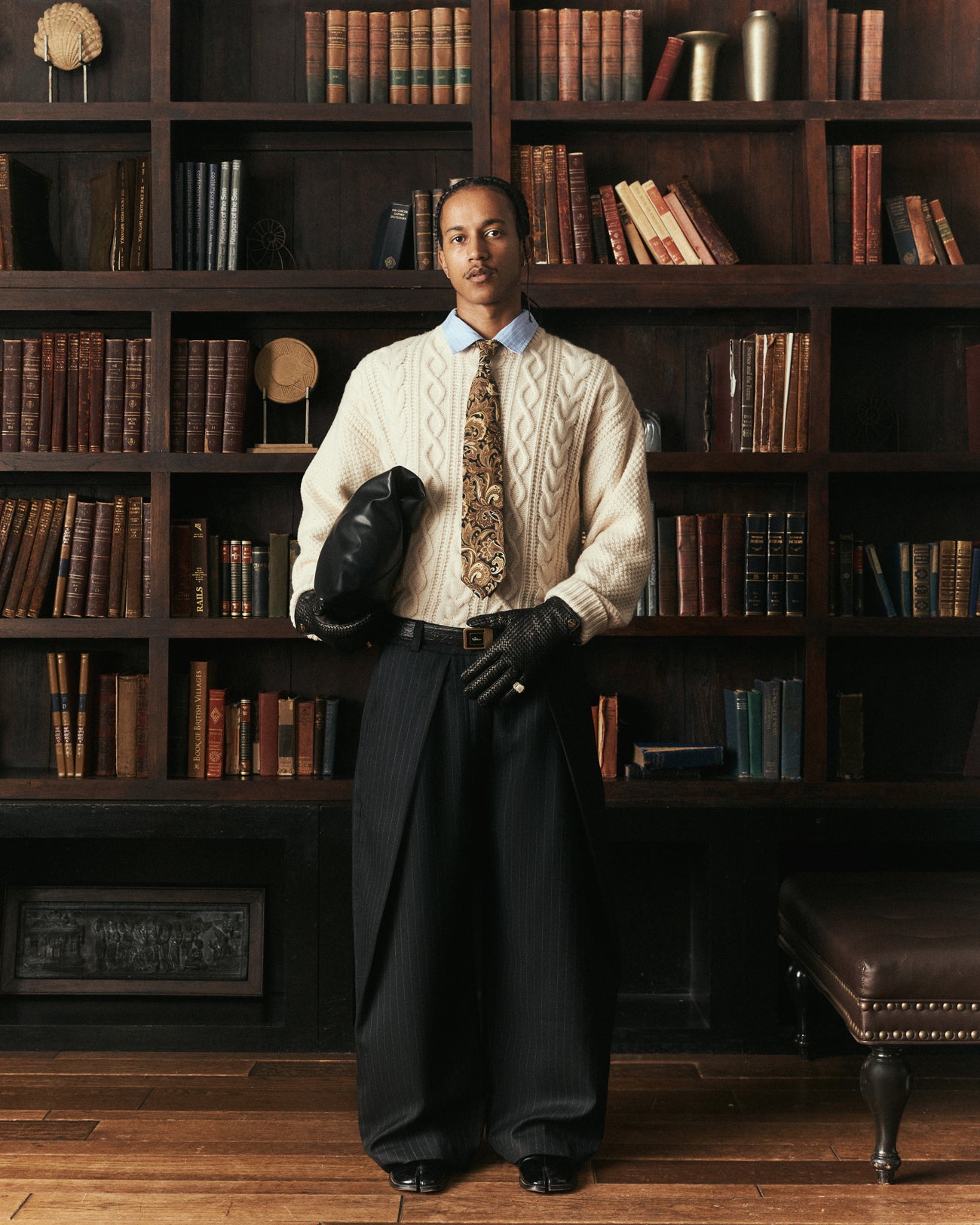 Sūtsu Diamond Pleated Wool Blend Black Pinstripe Trousers